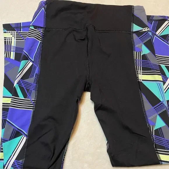 ⭐️HOST PICK⭐️Victoria Secret workout leggings - Picture 2 of 5